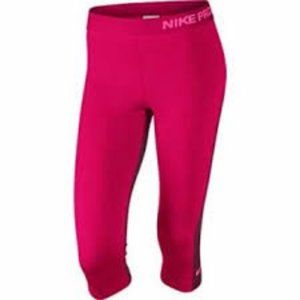 NIke pro Capri women’s S hot pink